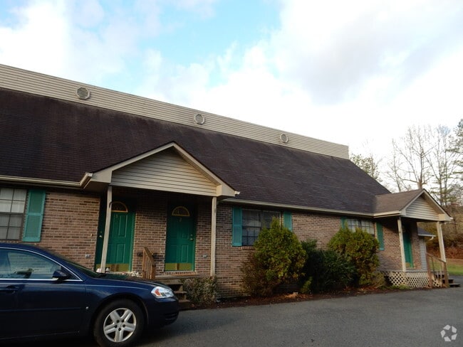 Building Photo - 124 Forest Meadow Ln Unit 3 Rental