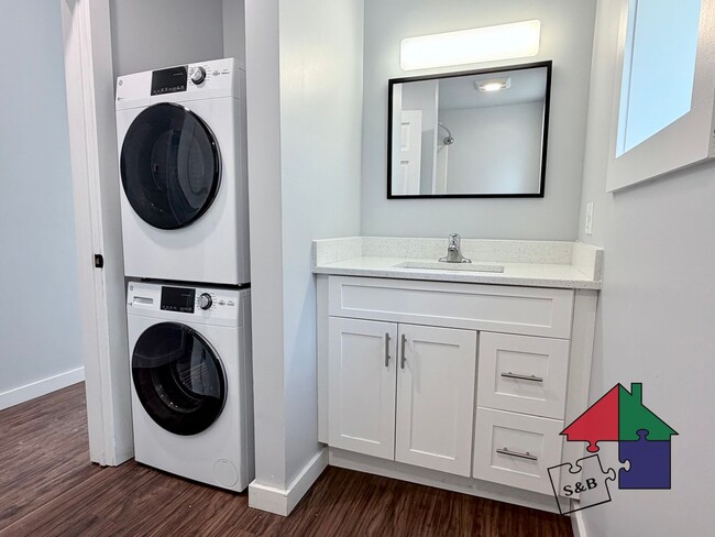 Photo - 33 Granite St Unit 1