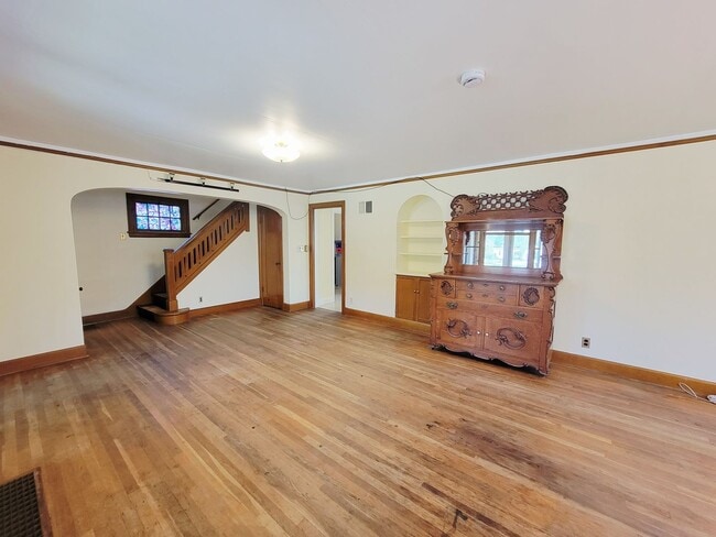 Photo - 3-Bedroom Home in Juneau’s Desirable Downtown Flats