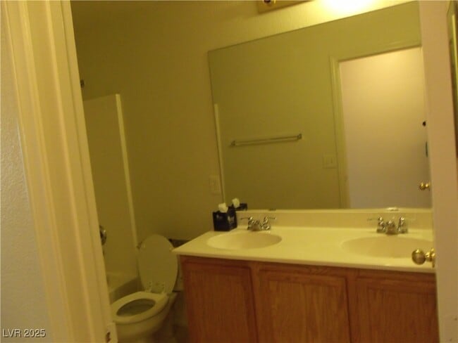Photo - 2840 Woodland Park Ave