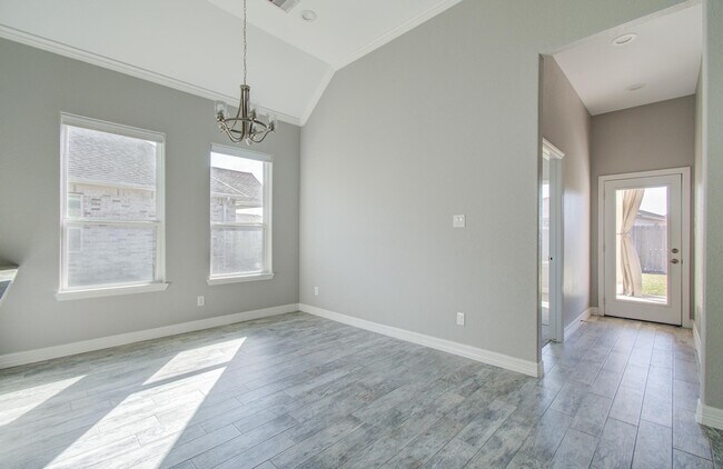 Photo - 610 Rain Cloud Dr