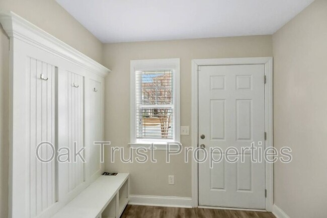 Photo - 4120 Rigsby Ln