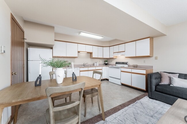 Eastpointe Townhomes