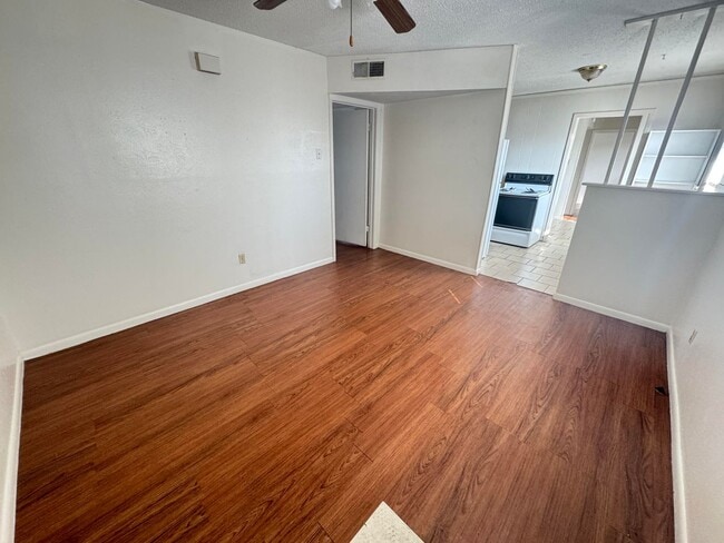 Photo - 940 S 15th St