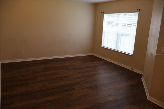 Photo - 1935 SW 31st Ave Unit 102