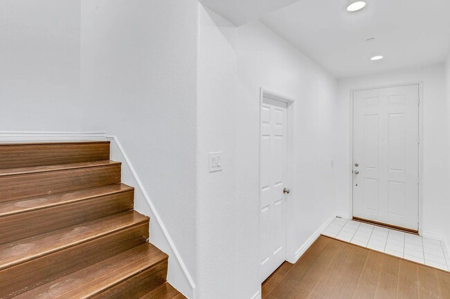 Photo - 140 Liberty St