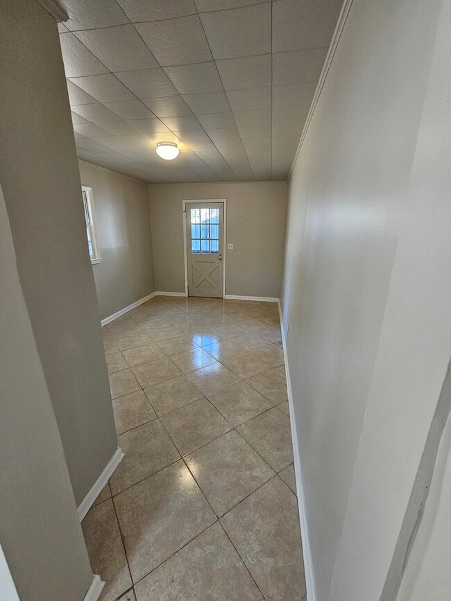 Photo - 2465 Springdale Road Southwest