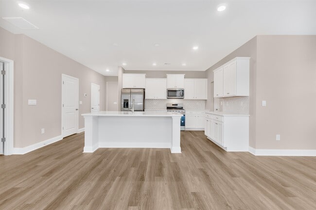 7068 Shooting Star Way
