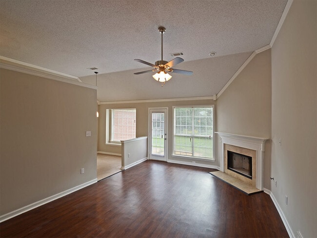 Photo - 4 bed, 2 bath near Shelby Dr and Hacks Cross