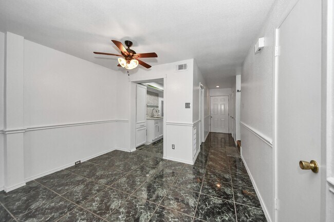 Photo - 7954 Grove Ridge Dr