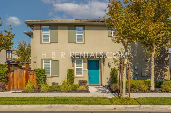 Photo - Hansen Village: Spacious 4-Bed Two Story H...