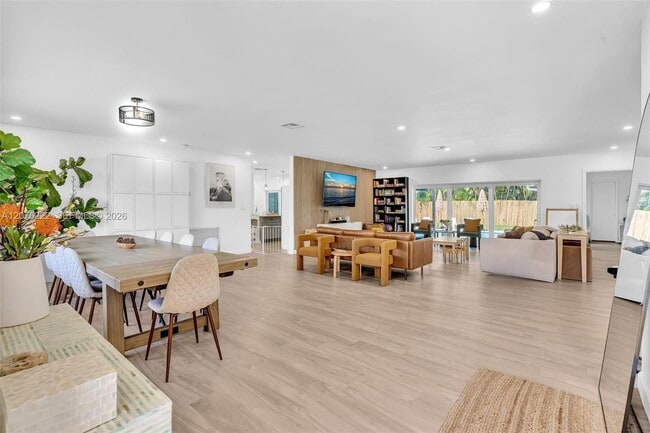 101 SW 75th Ave