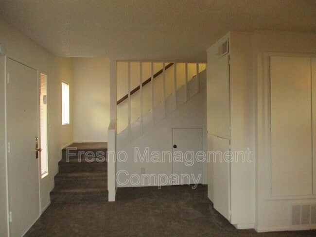 Photo - 815 S Demaree St Unit "Mission Villas Townhomes"