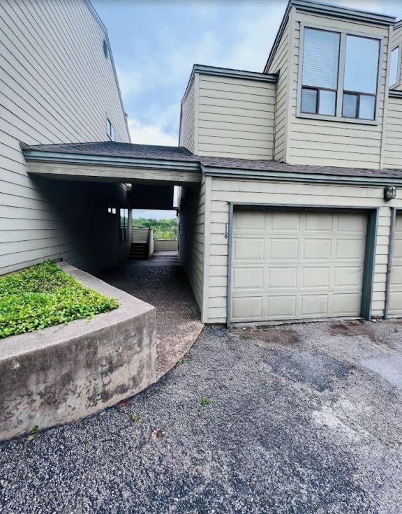 Building Photo - 2612 San Pedro St Unit 116