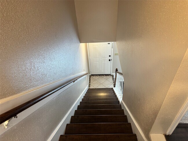 3600 Jeanetta St