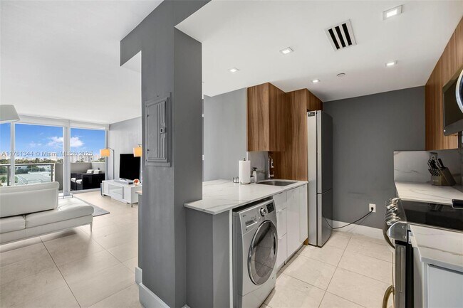 Photo - 1200 West Ave Condo Unit 808