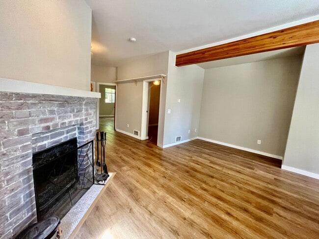 Photo - 2606 E Madison St Unit A