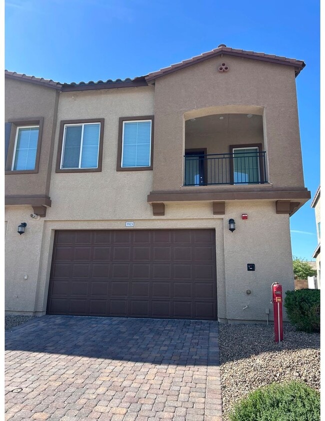 Building Photo - Beautiful Corner Unit with 2 Primary Bedrooms and So Many Upgrades!
