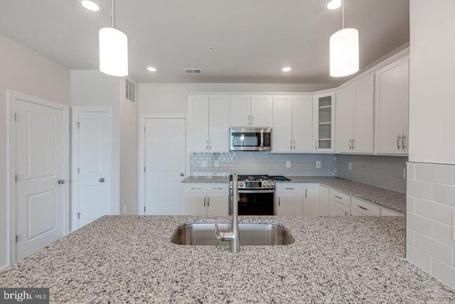 Photo - 43357 Radford Divide Ter Townhome