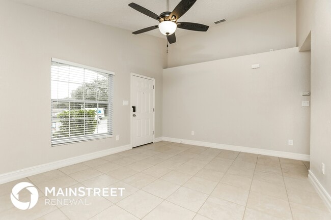 Photo - 137 W 20th St