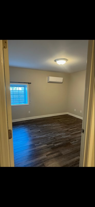 Photo - 1611 S Main St Unit 4