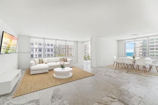 Building Photo - 5640 Collins Ave Unit 7B Rental