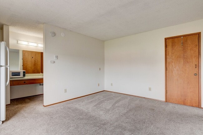 Photo - 33020 State Rte 20 Unit #201