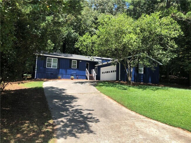 Photo - 4167 Oak Ferry Dr NE