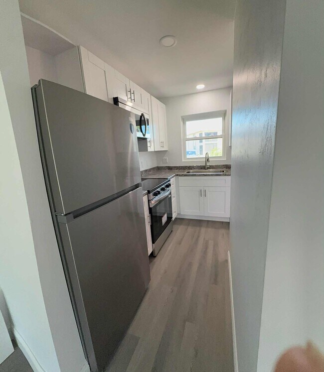 Photo - 16881 Davis Rd Unit 913