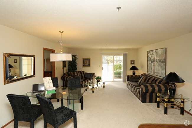 Living room - Willow Brook Greens