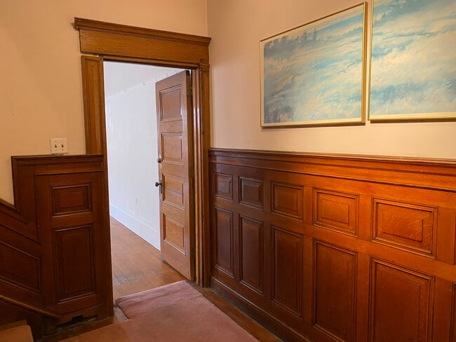 Entrada del apartamento - 1211 Buena Vista St Unidad #3