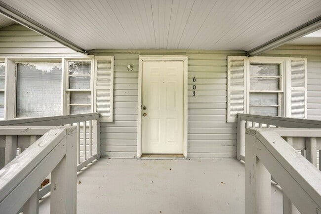 Photo - Renovated 4 BR Home- Move In Ready!