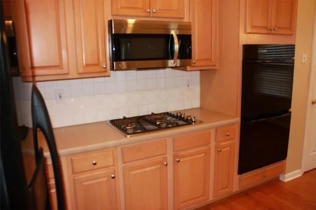 Photo - 12442 Waterside Dr
