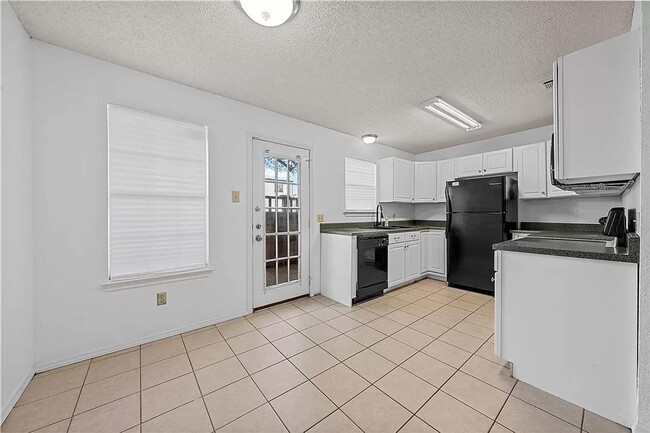 Photo - Charming 2/2 at Boardwalk Condominiums!