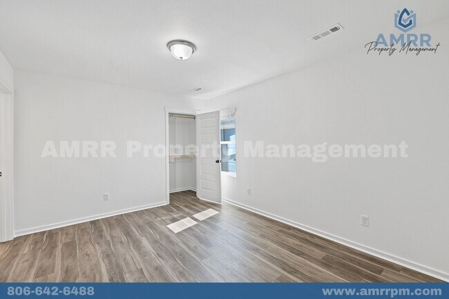 Photo - 1210 SW 2nd Ave