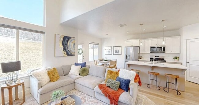 Photo - 4877 Heartwood Rd