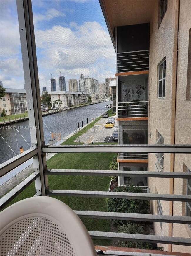 Photo - 3551 NE 169th St Unit 310