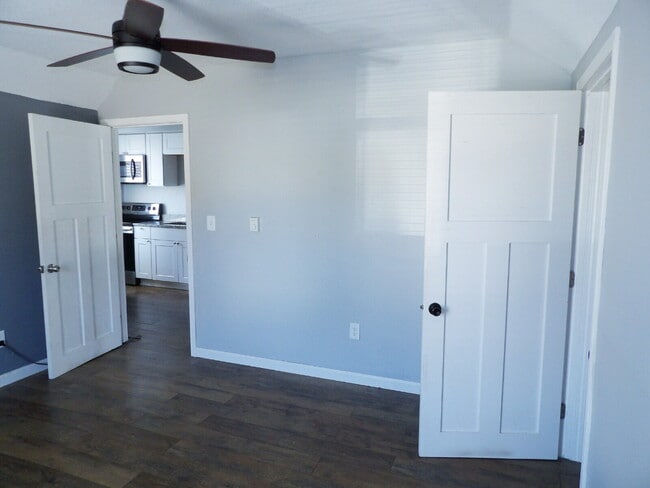 Photo - 1 Bed + Extra Room Upper Level Unit in East Harriet Duplex