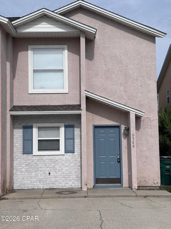 Photo - 6588 Harbour Blvd