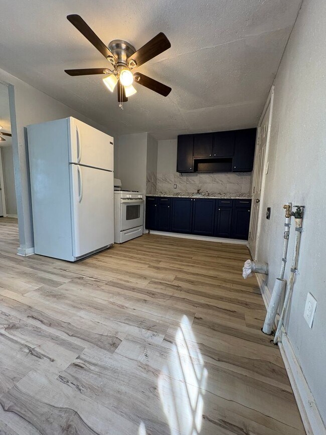 Photo - 3023 Oak Forest Ln