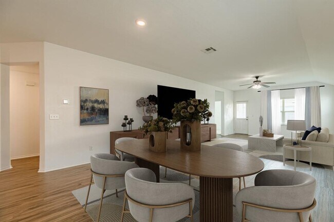 Photo - 341 Escondido Cir