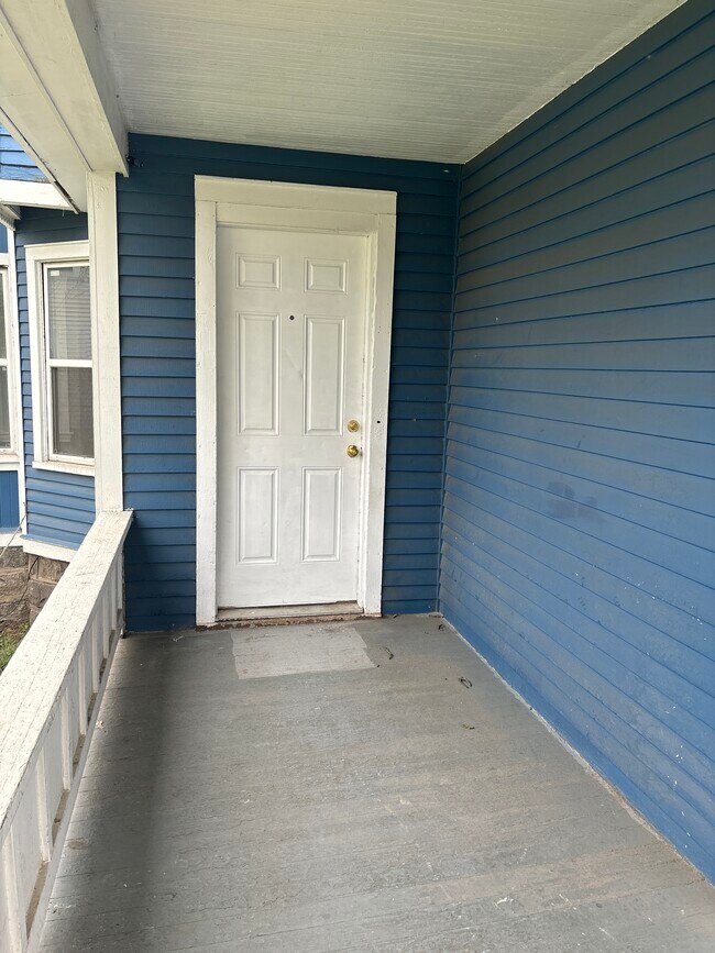 Photo - 633 W North St Unit 1