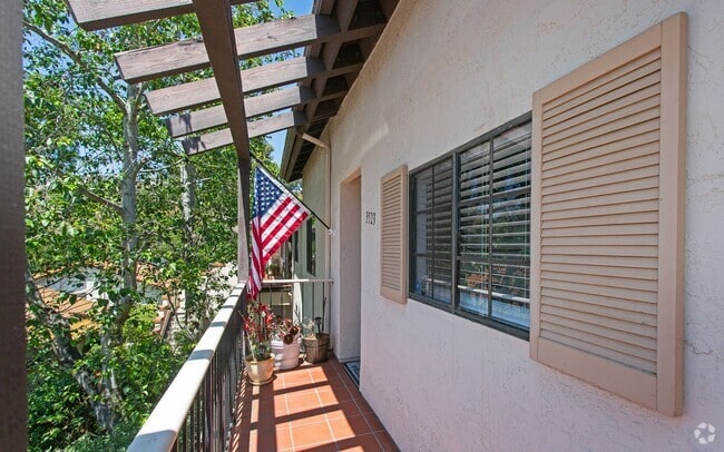 Building Photo - The Villas of Calavera Hills upstairs 2 Bd... Rental