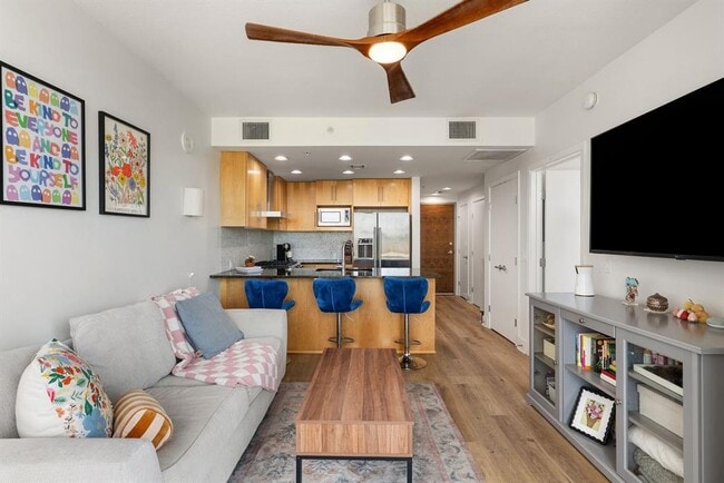 Photo - 300 Bowie St Unit 1006