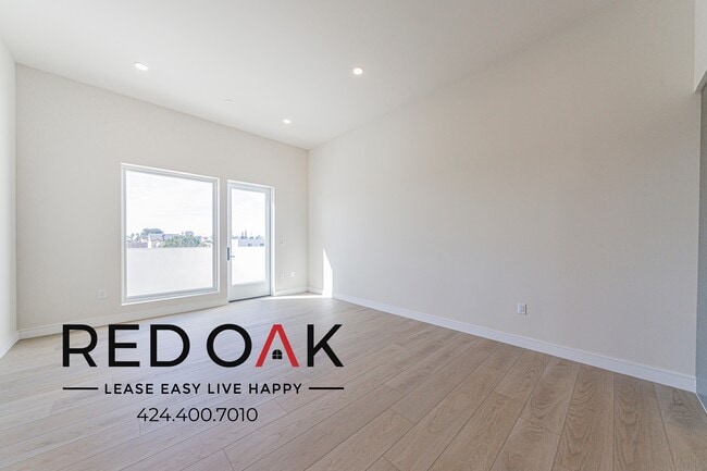 Photo - 5320 Cartwright Ave Unit 406