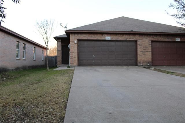 Building Photo - 1249 Redman Ave