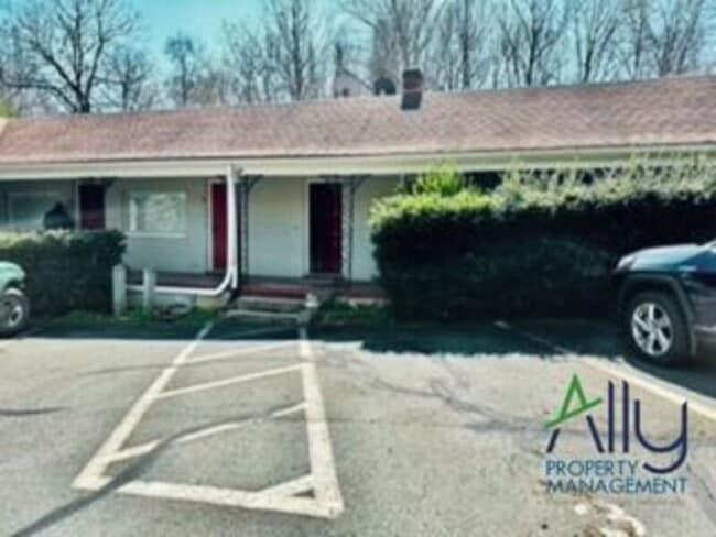 Building Photo - 638 Ivy Hill Ln Unit #3 Rental
