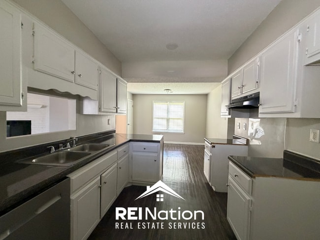 Photo - Move-In Ready 3BR/2BA Home in 38133 - Hardwood Floors & Great Storage