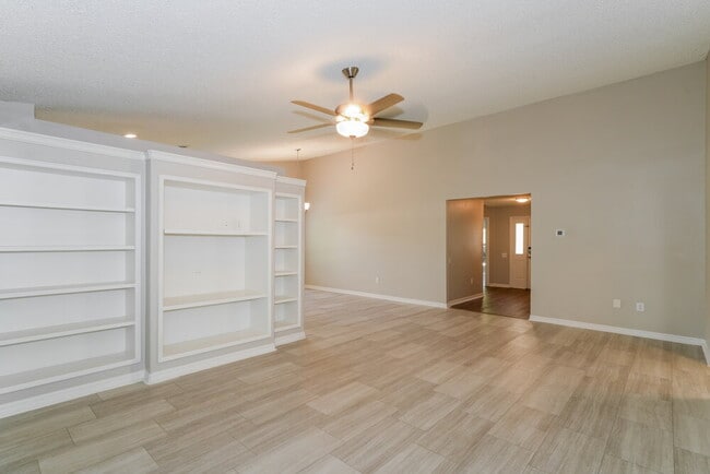 Photo - 26808 Haverhill Dr
