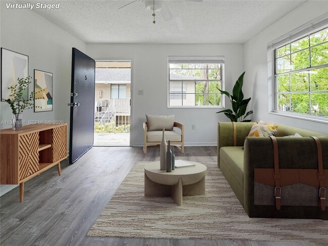 Building Photo - 6617 SW 10th St Unit 5